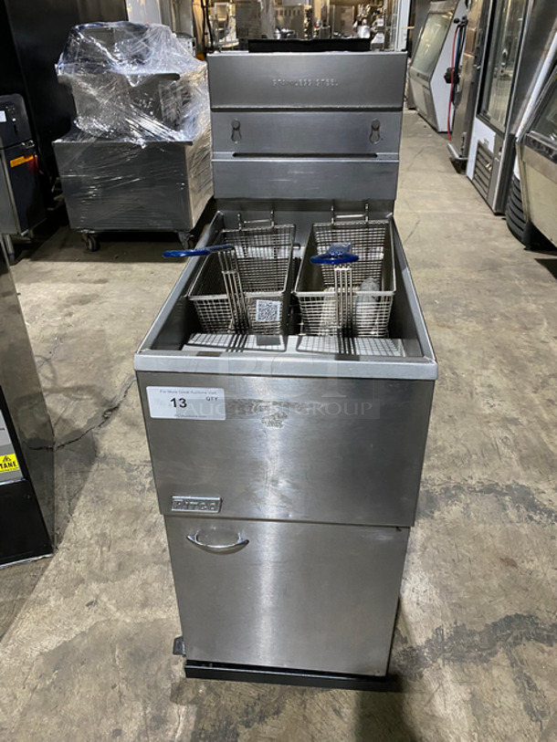 Pitco Commercial Natural Gas Powered Deep Fat Fryer! With 2 Frying Baskets! All Stainless Steel! On Casters!