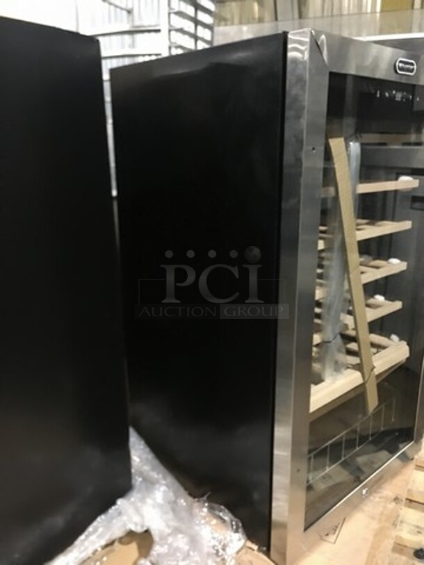 NEW! OUT OF THE BOX! SCRATCH-N-DENT! Whynter Single Door Wine Bottle Cooler/Chiller! With View Through Door! With Wooden Wine Racks! 34 Wine Bottle Capacity! Model: FWC341TS - Image 2 of 8