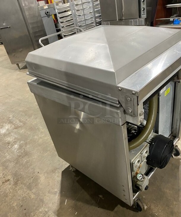 Sipromac Commercial Floor Style Single Chamber Vacuum Sealing Machine! All Stainless Steel! On Casters! MODEL 550A SN:5516 208V 3PH - Image 4 of 10