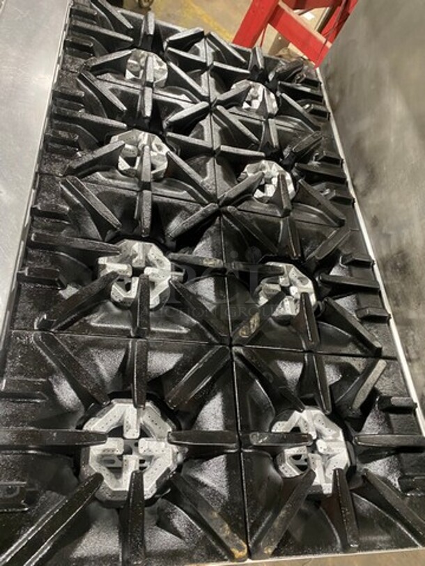 Great! US Range Commercial Natural Gas Powered 8 Burner Stove! With Raised Back Splash And Salamander Shelf! With Oven Underneath! All Stainless Steel! On Casters! Working When Removed! - Image 5 of 9