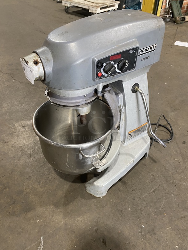 Hobart Legacy HL200 Metal Commercial Countertop! Planetary Dough Mixer w/ Stainless Steel Mixing Bowl!100-120 Volts, 1 Phase SN:31-1501-777! - Image 2 of 11