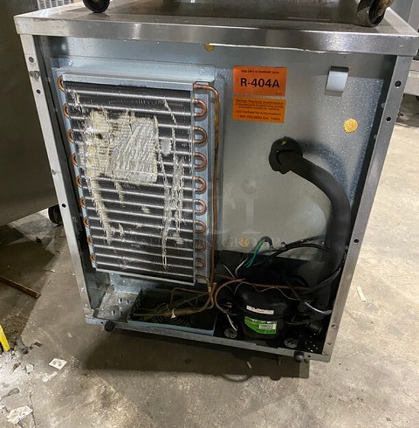 Delfield Commercial Single Door Lowboy/Worktop Cooler! All Stainless Steel! MODEL 406STAR2 SN: 1507152000945 115V 1PH - Image 4 of 8