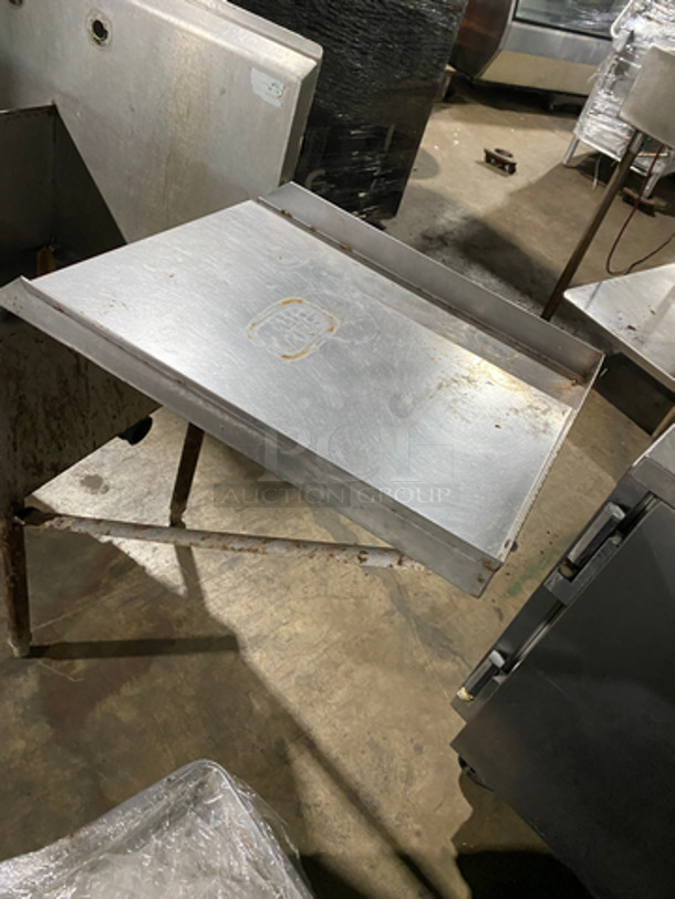 Commercial 3 Compartment Dish Washing Sink! With Single Side Drain Board! With Back Splash! On Legs! - Image 3 of 10