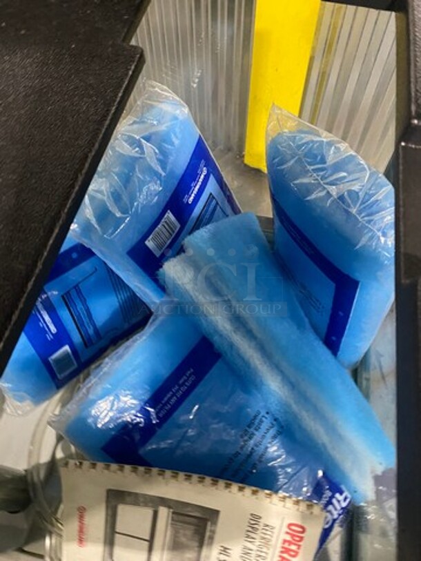 Marine Land Commercial Electric Powered Live Seafood Tank Aquarium! Model: ML22 SN: 15245 120V 60HZ 1 Phase - Image 6 of 8