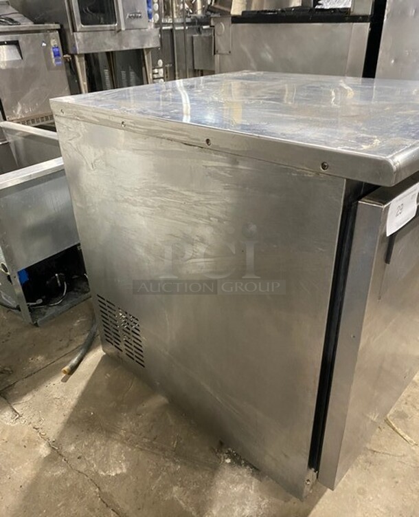 Everest Commercial Single Door Lowboy/ Worktop Cooler! All Stainless Steel! Model: ETBR1 SN: BTBR112100008 115V 60HZ 1 Phase - Image 2 of 8