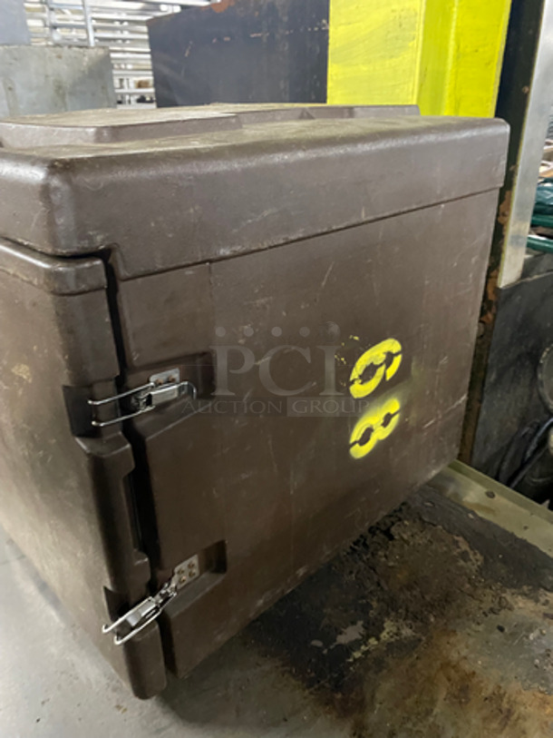 Cambro Insulated Food Box! With Side Handles! With Hinged Door! - Image 2 of 4