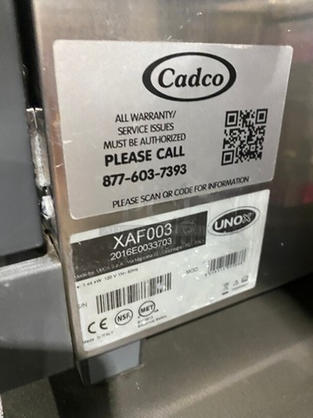 Cadco Unox Electric Powered Commercial Countertop Convection Oven! With View Through Door! Stainless Steel! WORKING WHEN REMOVED! Roberta Series Model: XAF003 - Image 7 of 8