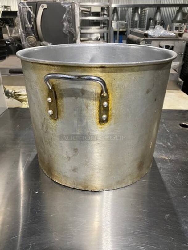 Metal Stock Pot! With Side Handles! - Image 3 of 4