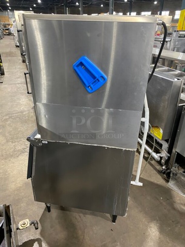 Hoshizaki Commercial Ice Maker Machine! With Commercial Ice Bin! All Stainless Steel! On Legs! Model: KM340MAH SN: G06359H 115V 60HZ 1 Phase - Image 3 of 7
