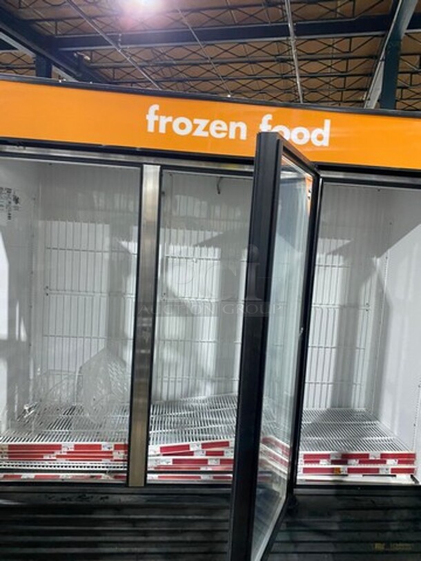 True Commercial 3 Door Reach In Freezer Merchandiser! With View Through Doors! With Poly Coated Racks! Model: GDM72F SN:7405399 115/208/230V 60HZ 1 Phase - Image 5 of 9