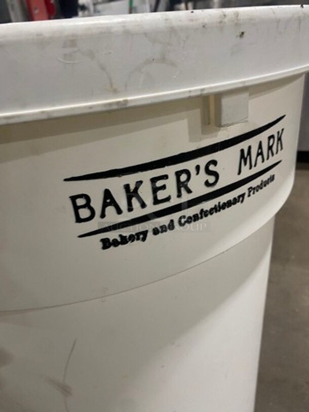Bakers Mark White Poly Bulk Ingredient Bin! With Lid! On Dolly! - Image 4 of 5