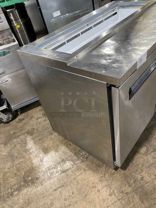 Maxx Cold Commercial Refrigerated Sandwich Prep Table! With 2 Door Storage Space Underneath! Poly Coated Racks! All Stainless Steel! On Casters! Model: MXCR48S SN: 6082164 115V 60HZ 1 Phase - Image 4 of 9