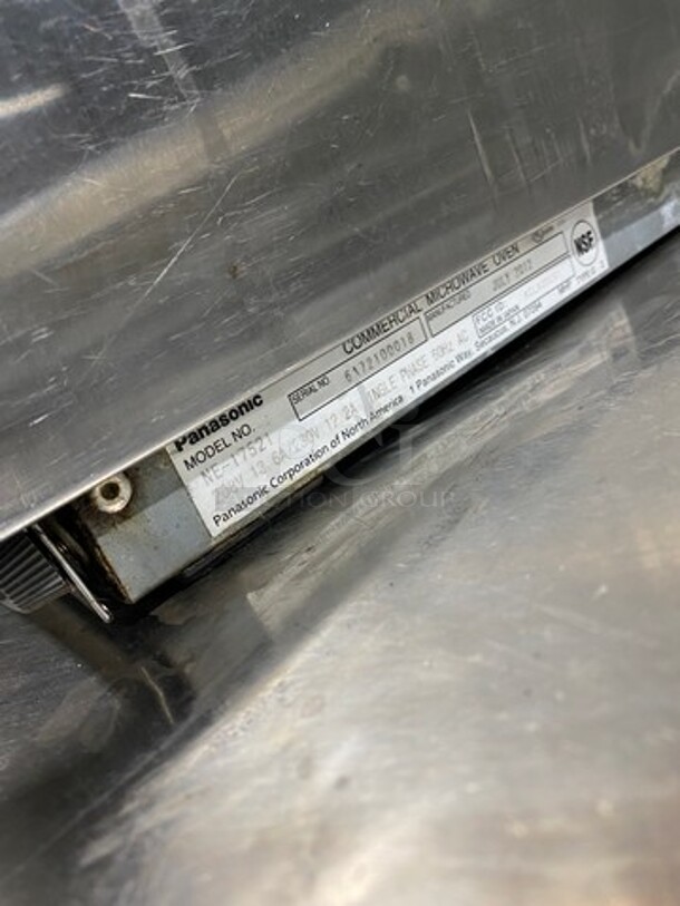 Panasonic Commercial Countertop Microwave Oven! All Stainless Steel! With View Through Door! Model: NE17521 SN: 6A72100018 208/230V 60HZ 1 Phase - Image 7 of 8