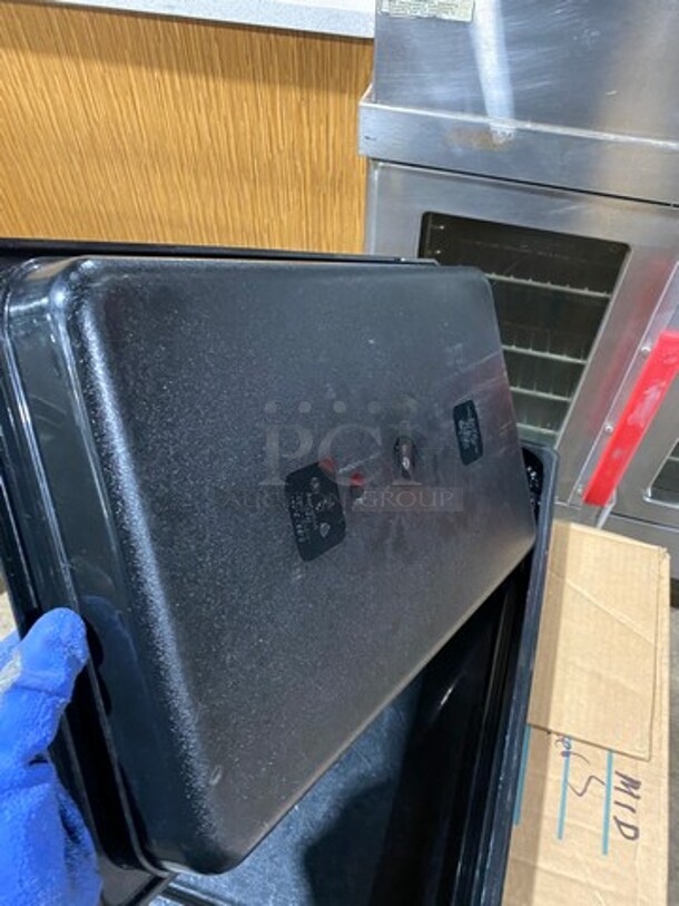 Cambro Black Poly 1/1x2.5" Food Containers! 2x Your Bid! - Image 4 of 7