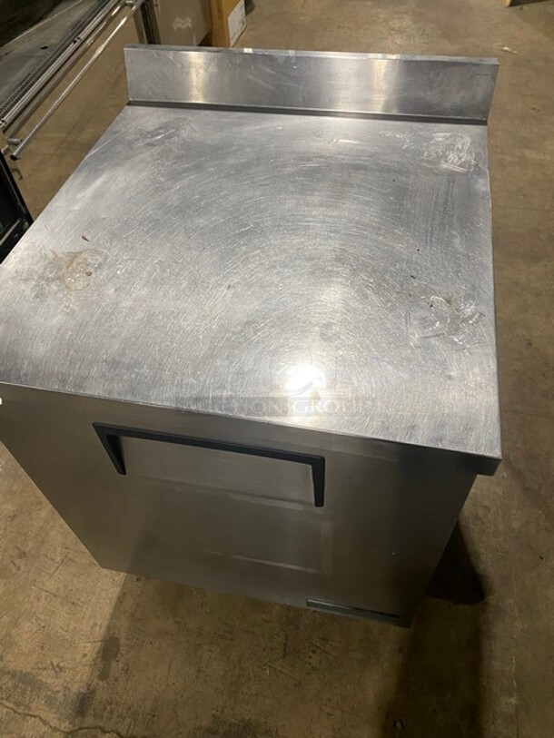 TRUE Single Door Undercounter Cooler! On Casters! TWT-27F SN:9782774 115V 1PH  - Image 5 of 10