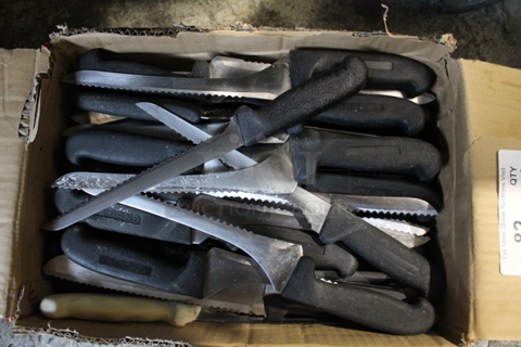 50 SHARPENED Stainless Steel Serrated Knives. 50 Times Your Bid!