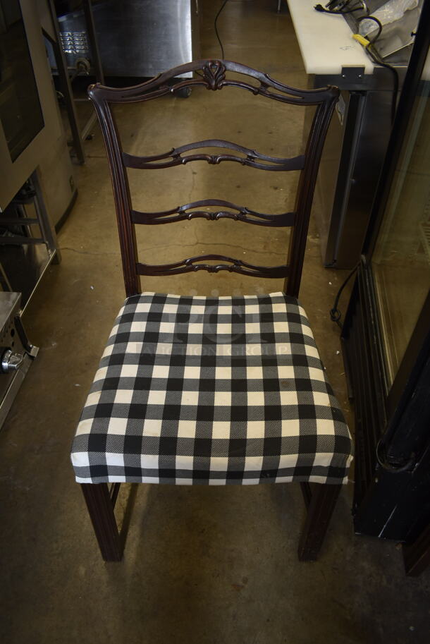 6 Wood Pattern Dining Height Chairs w/ Checkered Seat. 6 Times Your Bid!