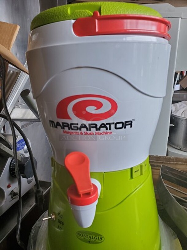 MARGARATOR Margarita & Slush Machine  - Image 3 of 4