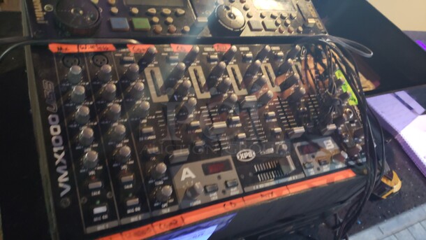 Lot of Miscellaneous DJ Equipment

Not tested 

(Location 2) - Image 3 of 4