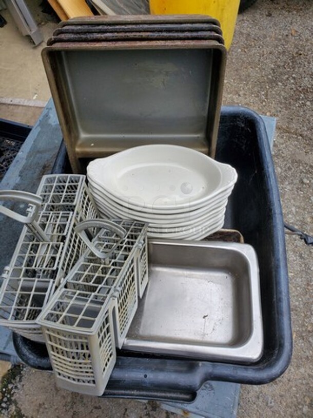 ALL ONE MONEY Lot of miscellaneous Kitchenware! - Image 2 of 2