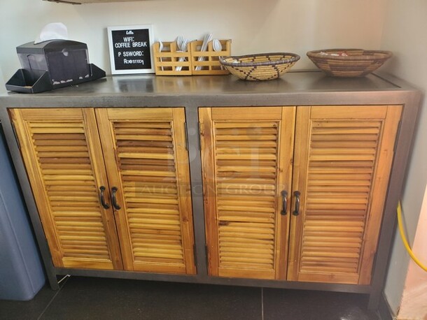 Storage Furniture/Cabinet (Content not included) - Image 2 of 2