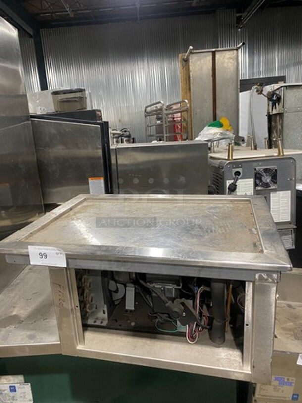 Moduserve Commercial Cold Food Unit! All Stainless Steel! Holds Full Size Sheet Pans! Model: MCTCFSP1S SN: 1122337 120V60HZ 1 Phase