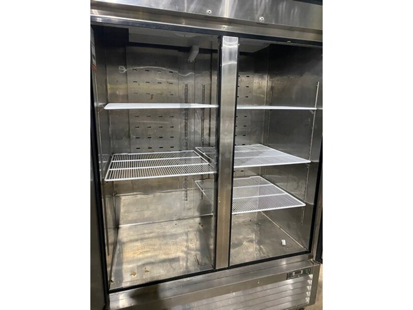 LATE MODEL! 2021 Bison All Stainless Stell Commercial Double Door Reach In Cooler! On Commercial Casters! Working When Removed! MODEL: BRR-46 SN: BRR-4600321052900K8008 1PH!
 - Image 5 of 9