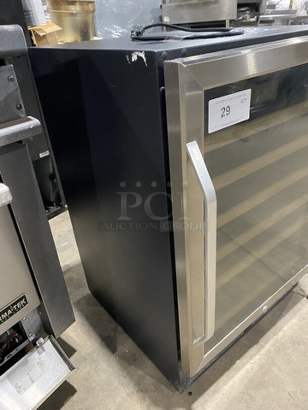 Nice! Avanti Refrigerated Wine Cooler! Model WCR506SS! 115V 1 Phase! With Wine Racks! - Image 2 of 8