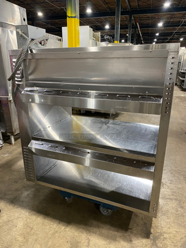 Prince Castle Commercial Electric Powered Food Warmer/ Dedicated Holding Bin! All Stainless Steel! Model: DHB3PT-44D SN: CD0059374 120/208/240V 60HZ - Image 4 of 9