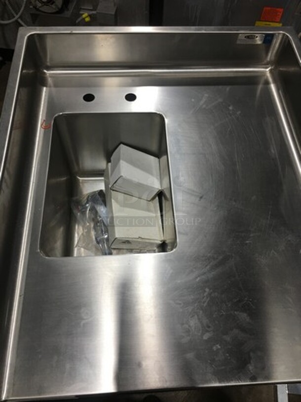 GREAT! NEW! Custom Metal Commercial Sink! With Faucet And Handles! With Back And Side Splashes! With Storage Space Underneath! Stainless Steel! On Legs! - Image 10 of 10