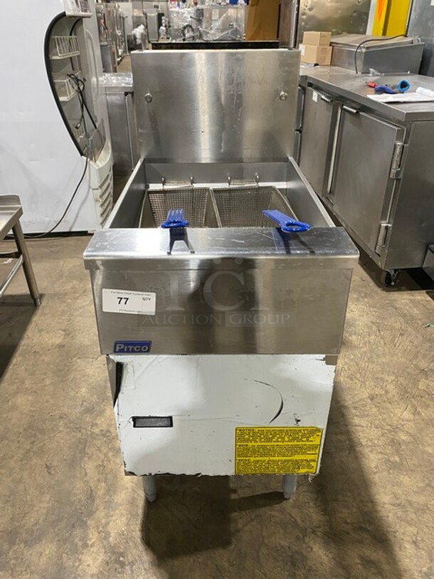LATE MODEL! 2018 Pitco Frialator Commercial Natural Gas Powered 75Lb, 5 Burner Deep Fat Fryer! With Metal Frying Baskets! All Stainless Steel! On Legs! Model: SG18 SN: G18KB069162