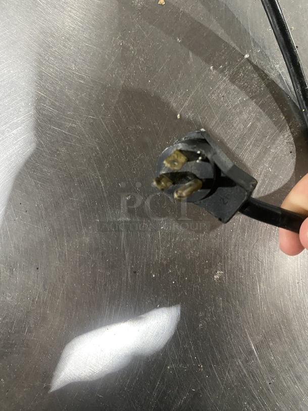  NICE! BEVERAGE-AIR Undercounter Cooler! Electric Powered! MODEL: UCR27 SN:5305931 On Casters! 115V/60Hz/1 Phase! Working When Removed!  - Image 7 of 7