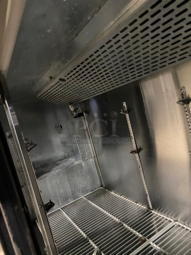 Continental Refrigerator 2 Door Slide Glass Bar Back Cooler! MODEL BBC69-SQD SN:14746705 115V 1PH - Image 7 of 8
