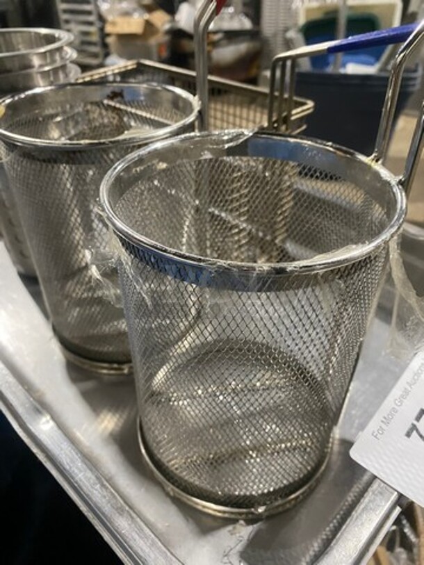 ALL ONE MONEY! MISCELLANEOUS! Includes Assorted Frying Baskets And Utensil Holders! - Image 2 of 4