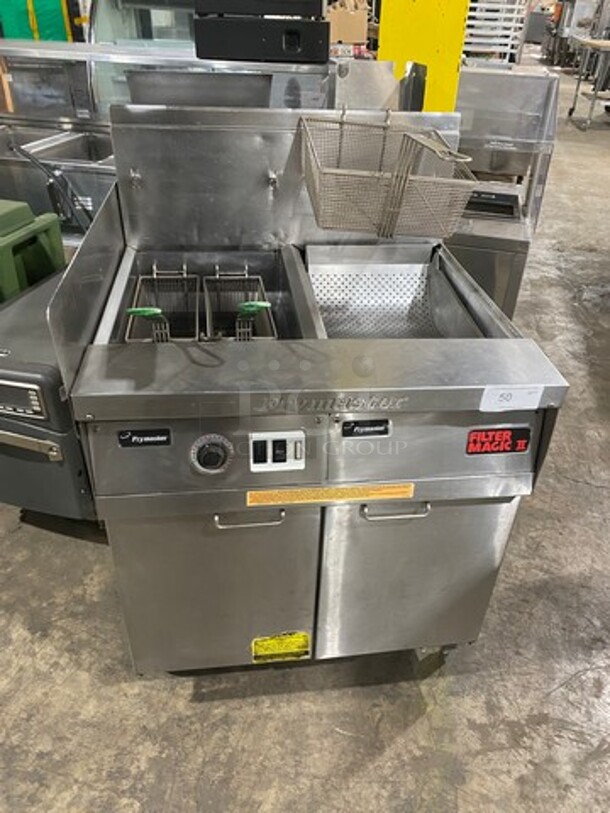 Frymaster Commercial Natural Gas Powered Deep Fat Fryer With Side Dumping Station! With Metal Frying Baskets! With Back Splash! All Stainless Steel! On Casters! Model: FM145ESC SN: 0204GH0013