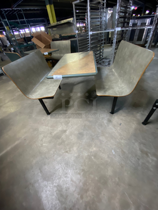 Subway Dual Sided Chair Booth! - Image 1 of 9