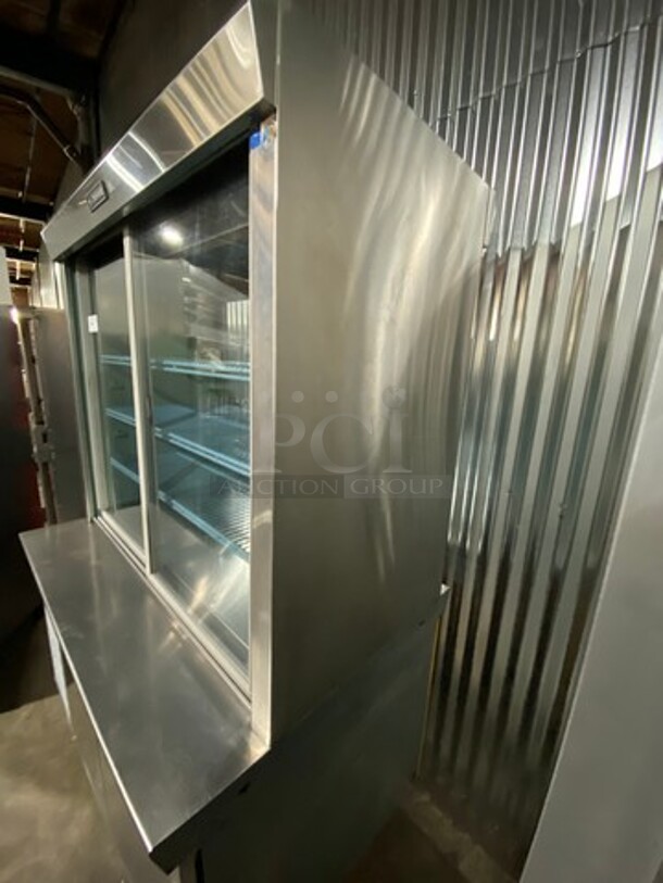 Delfield Commercial Refrigerated Closed Grab-N-Go Display Case! With View Through Doors! Poly Coated Racks! With Dry Storage Space Underneath! Solid Stainless Steel! On Legs! - Image 4 of 9