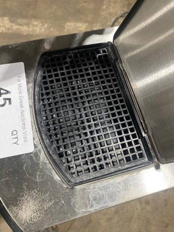 Avantco Commercial Countertop Coffee Maker! All Stainless Steel! Model: C15 SN: 29010318C15 120V! Working! - Image 7 of 9