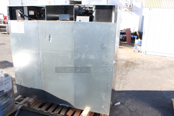 BRAND NEW SCRATCH & DENT! Hoshizaki R3A-FS 82 1/2" Solid Door Reach-In Refrigerator. 115v 82-1/2 x 33-1/2 x 79-1/2. TESTED! WORKING!  - Image 5 of 8