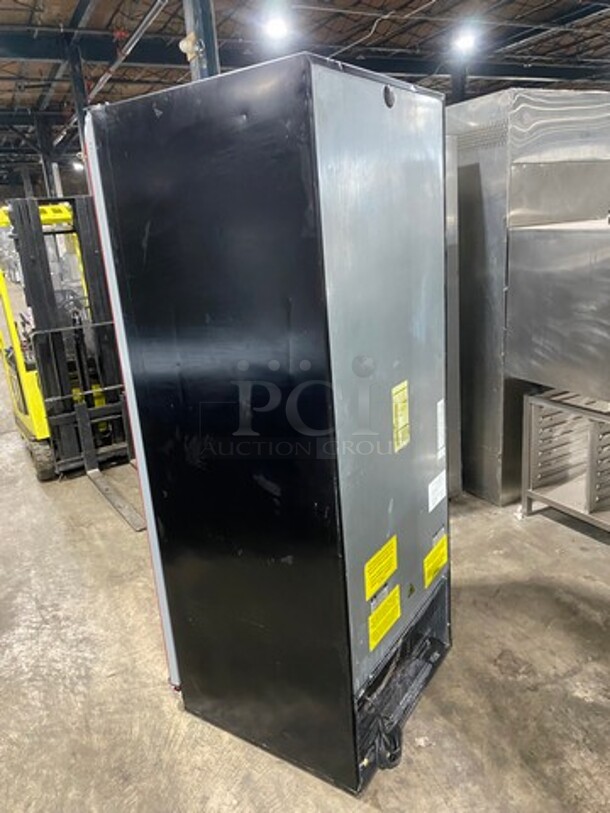 Metalfrio Commercial Single Door Reach In Cooler Merchandiser! With View Through Door! With Poly Coated Racks! Model: NG27CHC 120V - Image 3 of 8