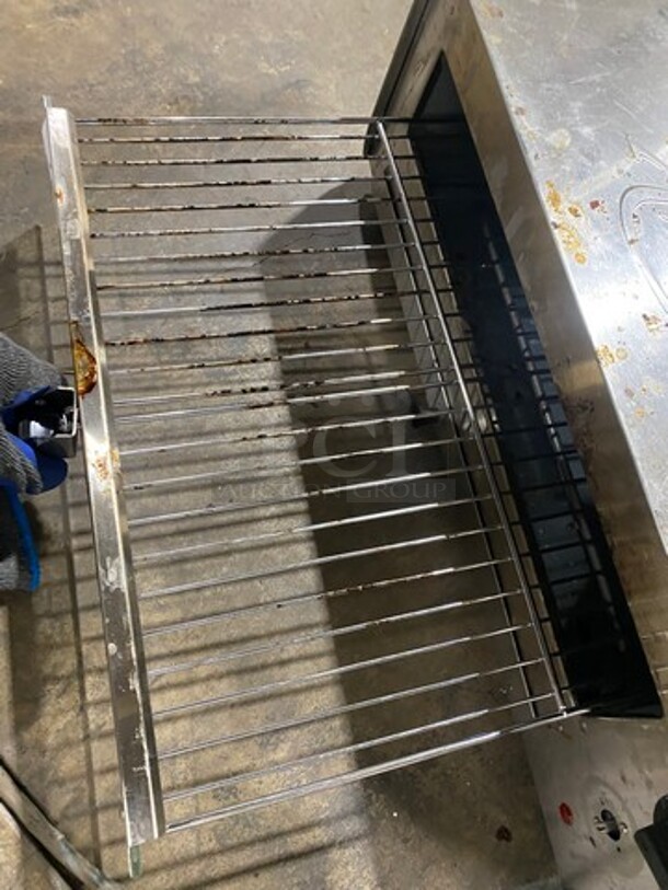 Avantco Commercial Countertop Powered Pizza/ Snack Oven! Model: 177CPO16TSGL SN: CPO16TSGL20050025 120V! Working! - Image 6 of 8