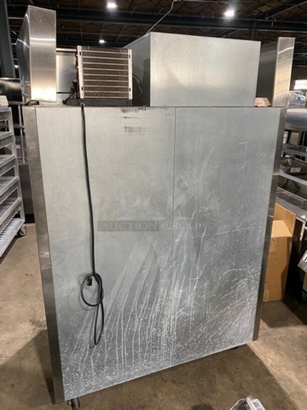 Norlake Commercial 2 Door Reach In Cooler! With Poly Coated Racks! All Stainless Steel! On Casters! WORKING WHEN REMOVED! Model: NR522SSS SN: 11090413 115V 60HZ 1 Phase - Image 3 of 9