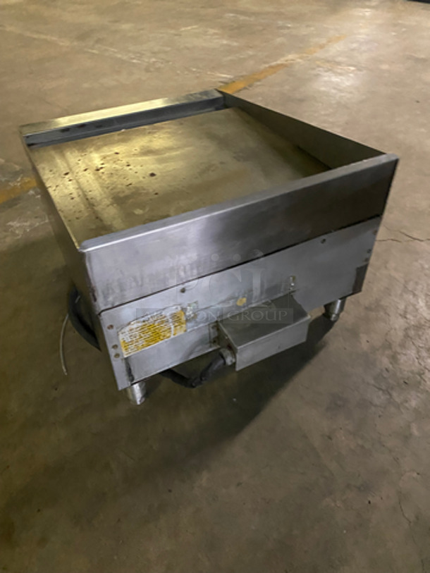 Star Ultra Max Commercial Countertop Electric Powered Flat Griddle! With Back & Side Splashes! All Stainless Steel! On Legs! - Image 3 of 7