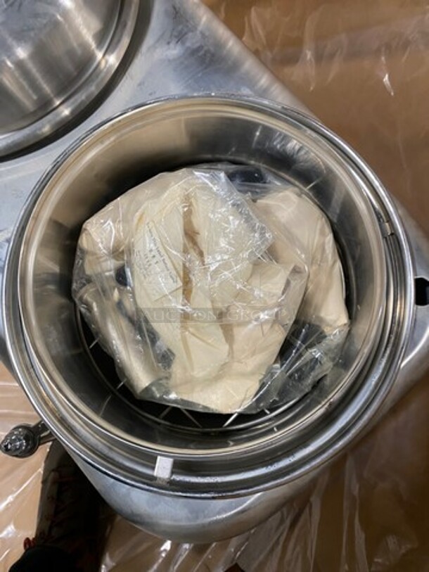 NEW! IN THE BOX! Curtis Commercial Countertop Automatic Coffee Urn! All Stainless Steel! Model: EMT3S SN: 42497 220V 1 Phase - Image 6 of 8