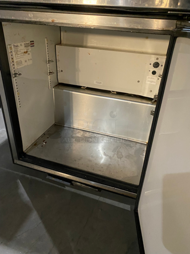 True Commercial Single Door Lowboy/Worktop Freezer! All Stainless Steel! Model: TUC27F SN: 5228462 115V 60HZ 1 Phase - Image 5 of 7