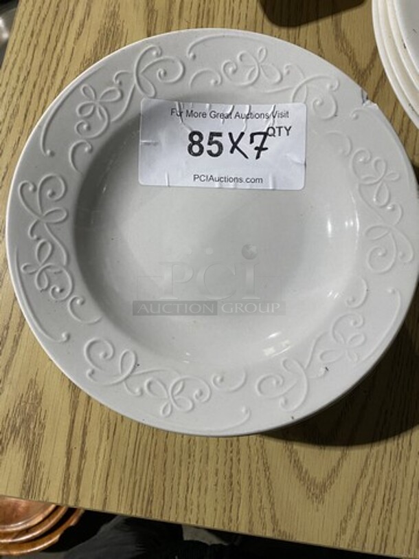 Pfaltzgraff Chinaware! 7 X Your Bid! - Image 1 of 6