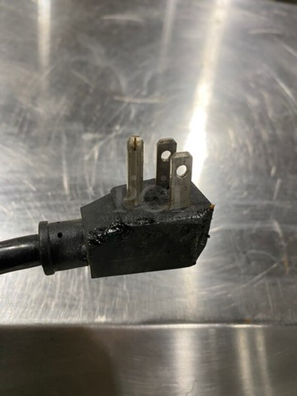 NICE! Turbo Air Commercial Refrigerated Pizza Prep Table! With Commercial Cutting Board! With Single Door Storage Space! Poly Coated Rack! All Stainless Steel! On Casters! Model: TPR44SD SN: TP4RA0100B 115V 60HZ 1 Phase - Image 10 of 10