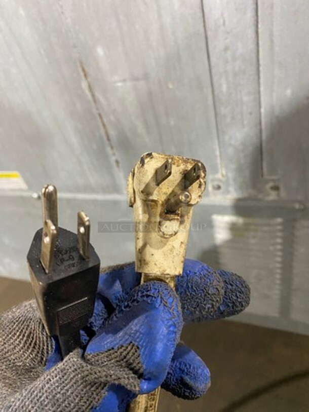 Beverage Air Commercial Refrigerated Sandwich Prep Table! With 2 Door Underneath Storage Space! All Stainless Steel! On Casters! Model: SP6024M SN: 8003818 115V 60HZ 1 Phase - Image 12 of 12