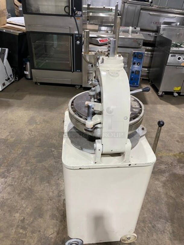 Jeremi Commercial Floor Style Heavy Duty Dough Divider! WORKING WHEN REMOVED! 220/380V - Image 4 of 10