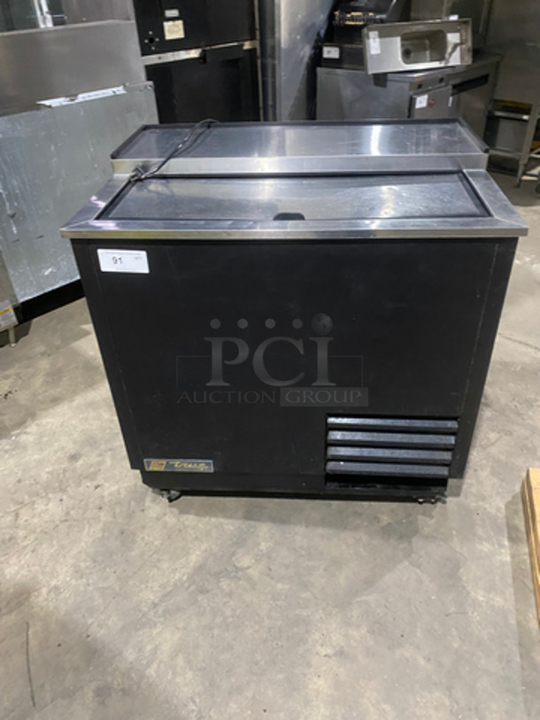 True Commercial Under The Counter Beer Bottle Cooler! With Single Stainless Steel Sliding Top Door! Model: T36GC SN: 13871158 115V 60HZ 1 Phase